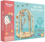 Mon joli porte-bijoux en bois. My pretty jewellery holder. Mi bonito joyero