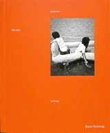 Between the skin and sea - Katrin Koenning