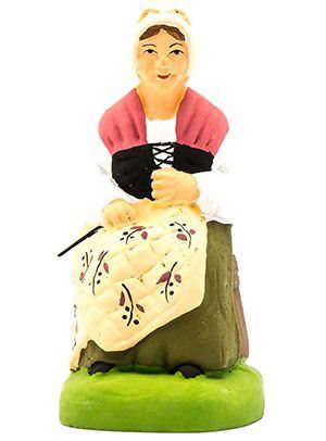 Santon Femme au boutis 7 cm - CARBONEL